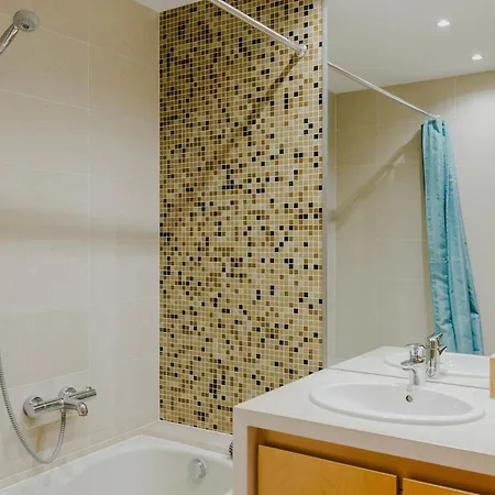 Apartment Garden Mills Lisbon